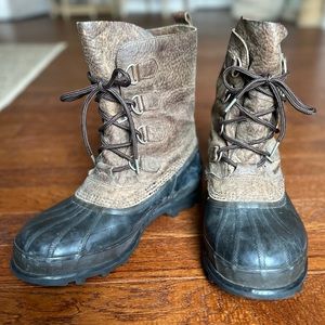 SOREL men’s Caribou snow boots